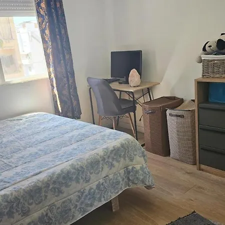 Daire Loren's Place Tiran